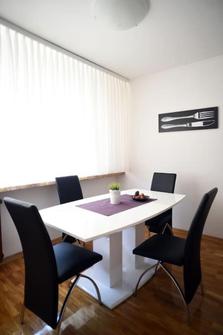 Apartment Check In Zagreb Maksimir-Free Parking Kültér fotó